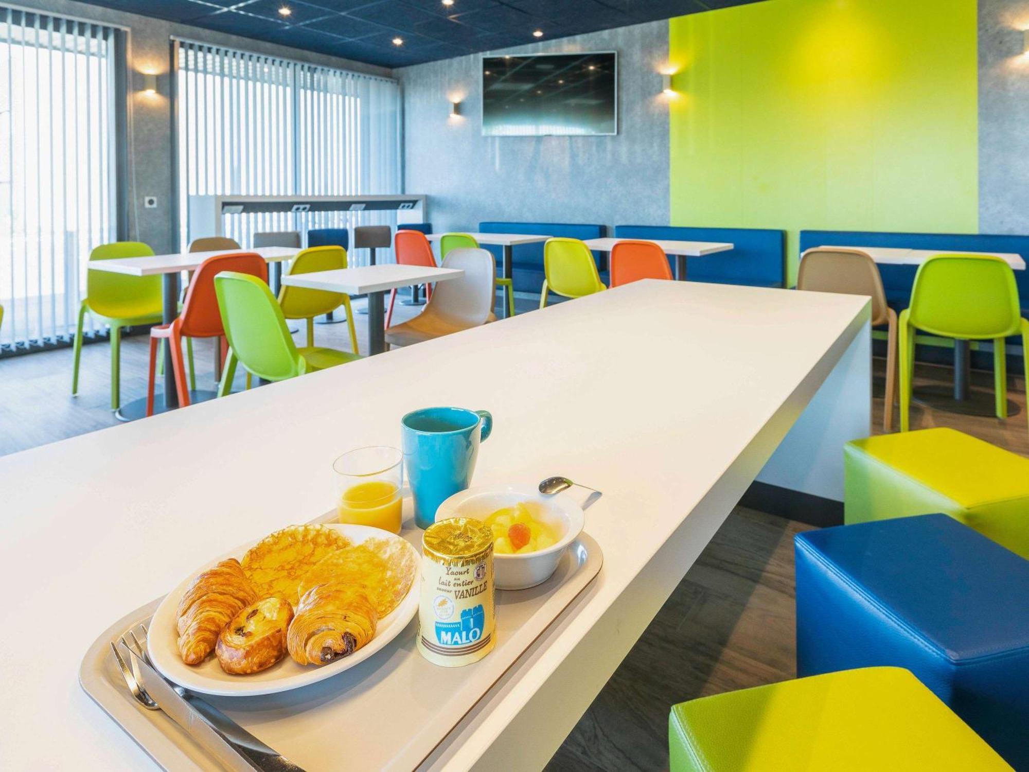 Ibis Budget Rennes Rte Lorient Eksteriør bilde
