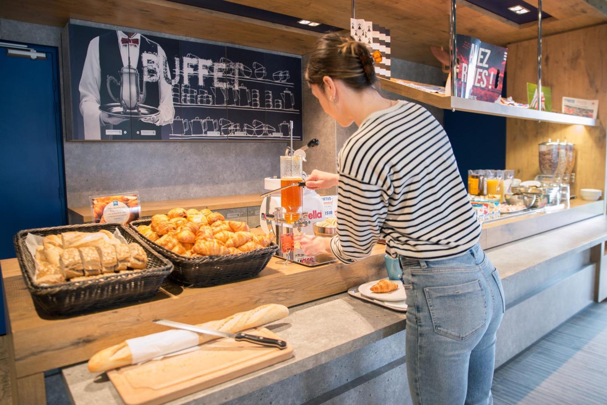 Ibis Budget Rennes Rte Lorient Eksteriør bilde